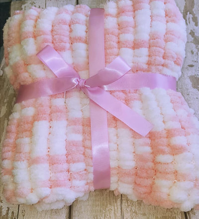 Bobble yarn blanket so soft and adorable, available in different colours and can be made to order